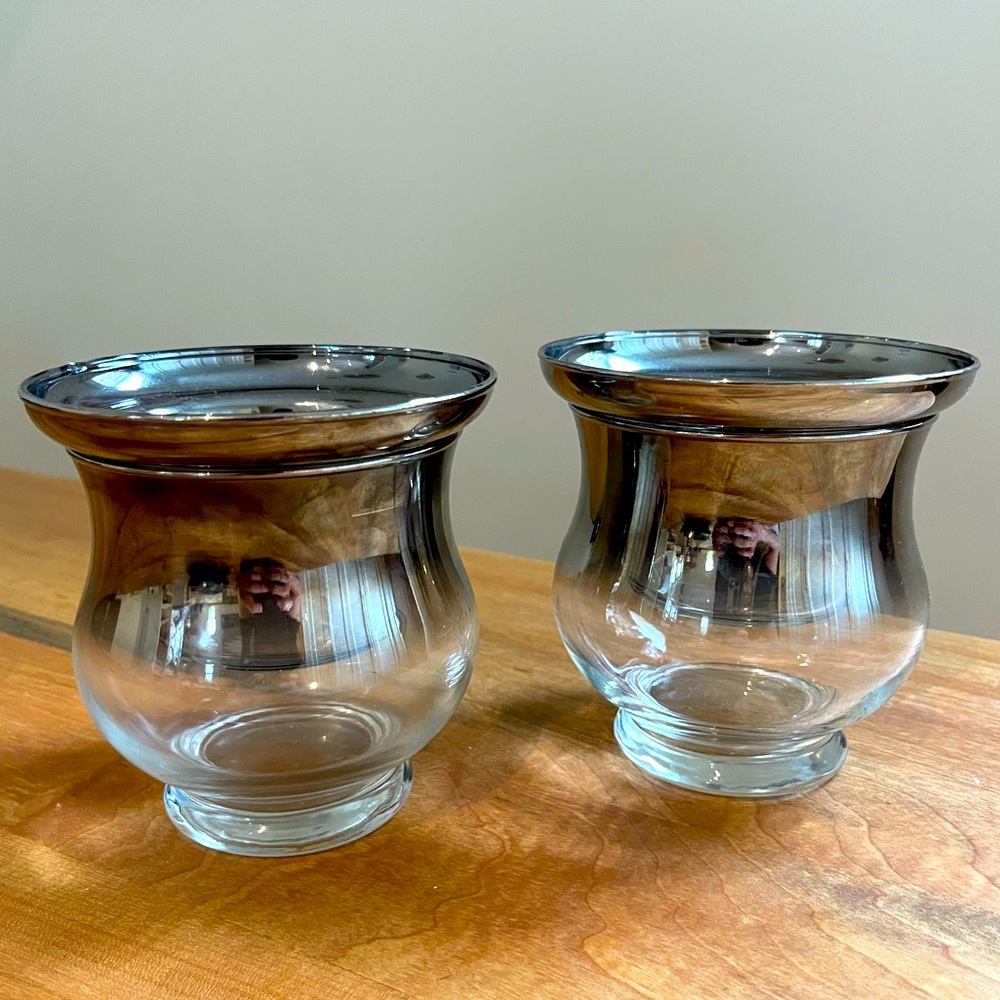 Two Vintage 60s Dorothy Thorpe Seafood Chiller Glasses Silver Ombre Lustreware